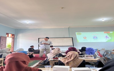 PELAKSANAAN IN HOUSE TRAINING (IHT) SMP DAN SMA NUR LINTANG SEMUA JADI BINTANG